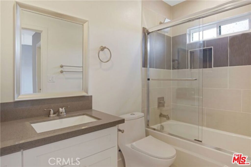 1957 Vista Del Mar Street