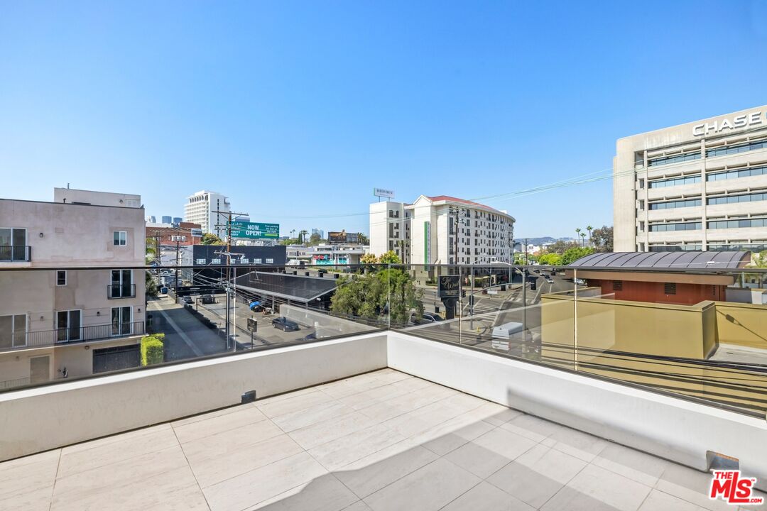 1414 S Beverly Dr Unit: 402