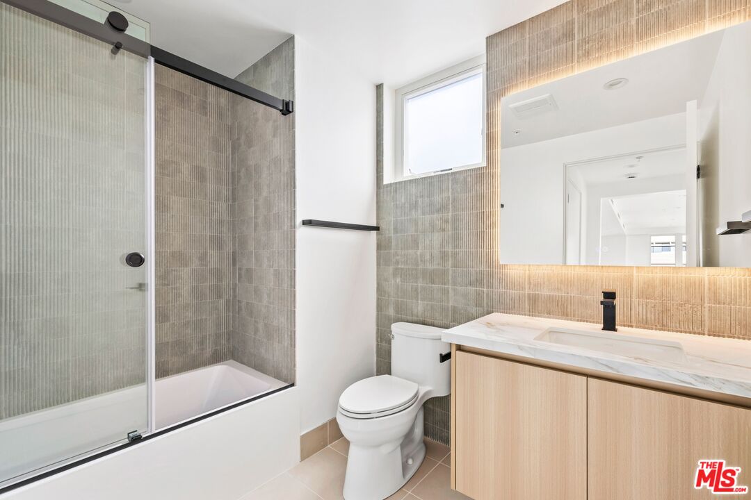 1414 S Beverly Dr Unit: 402