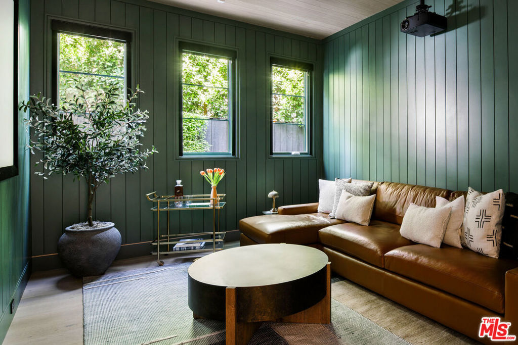 12117 Maxwellton Road