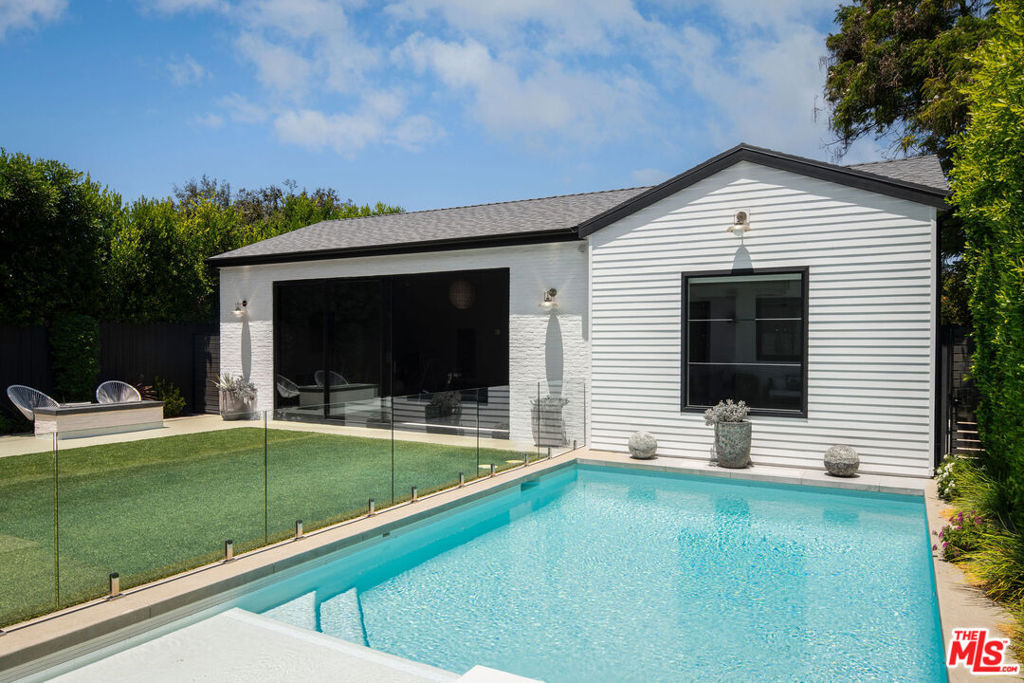 12117 Maxwellton Road