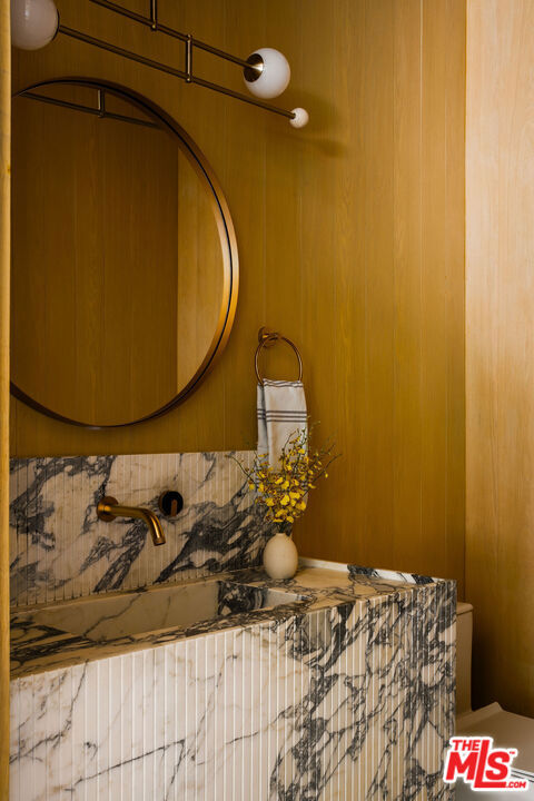 12117 Maxwellton Road