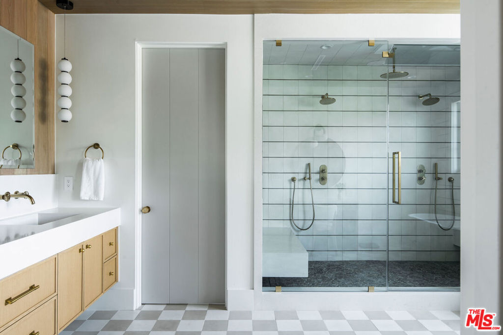 12117 Maxwellton Road