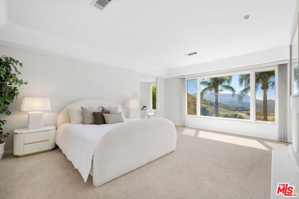 3011 Mountain Park Drive