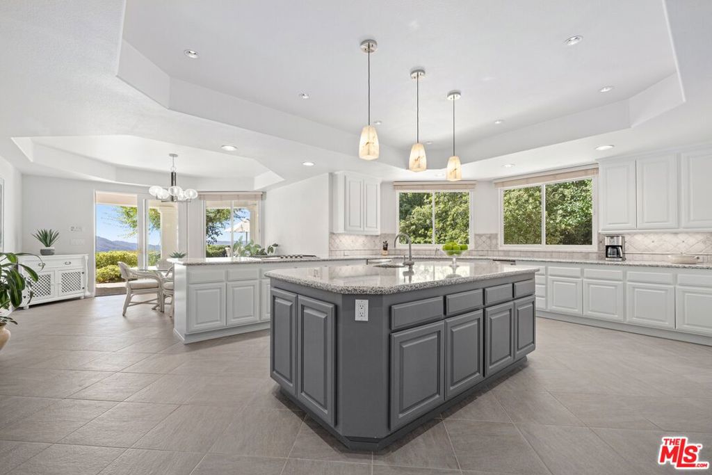 3011 Mountain Park Drive