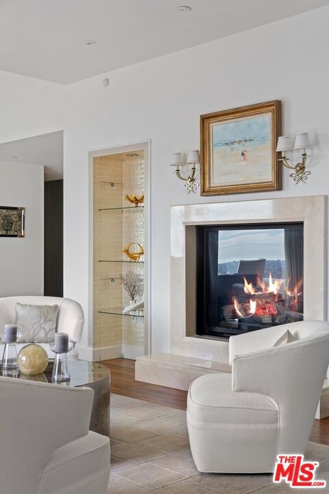 1 W Century Dr Unit: 10A