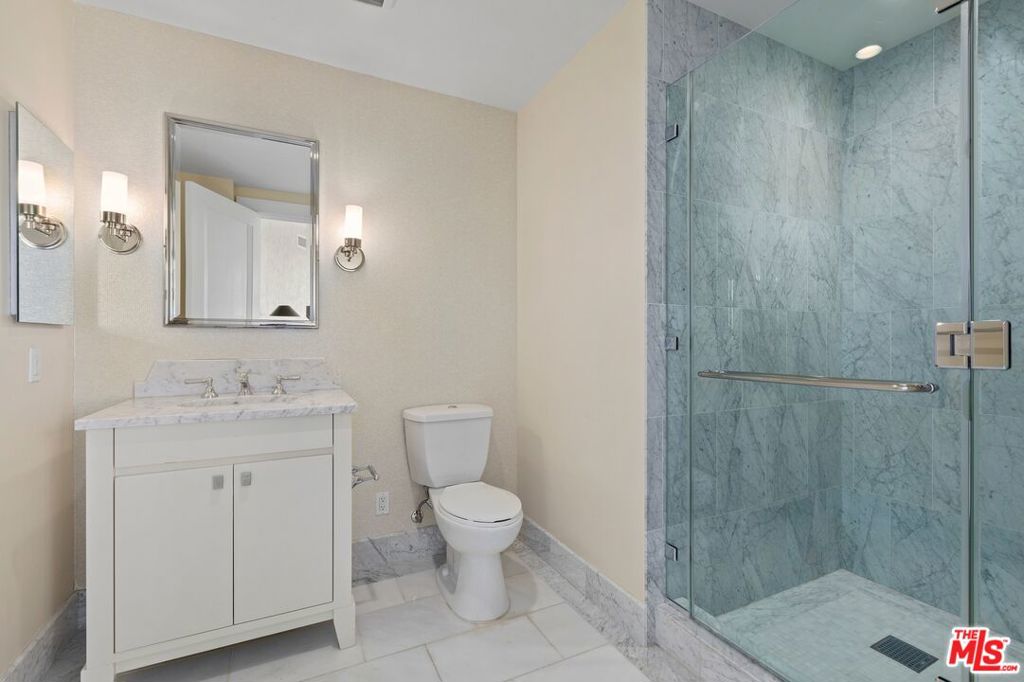 1 W Century Drive 10A