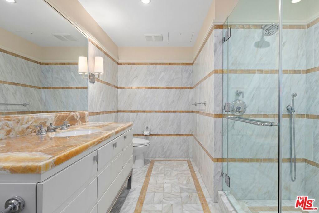 1 W Century Drive 10A