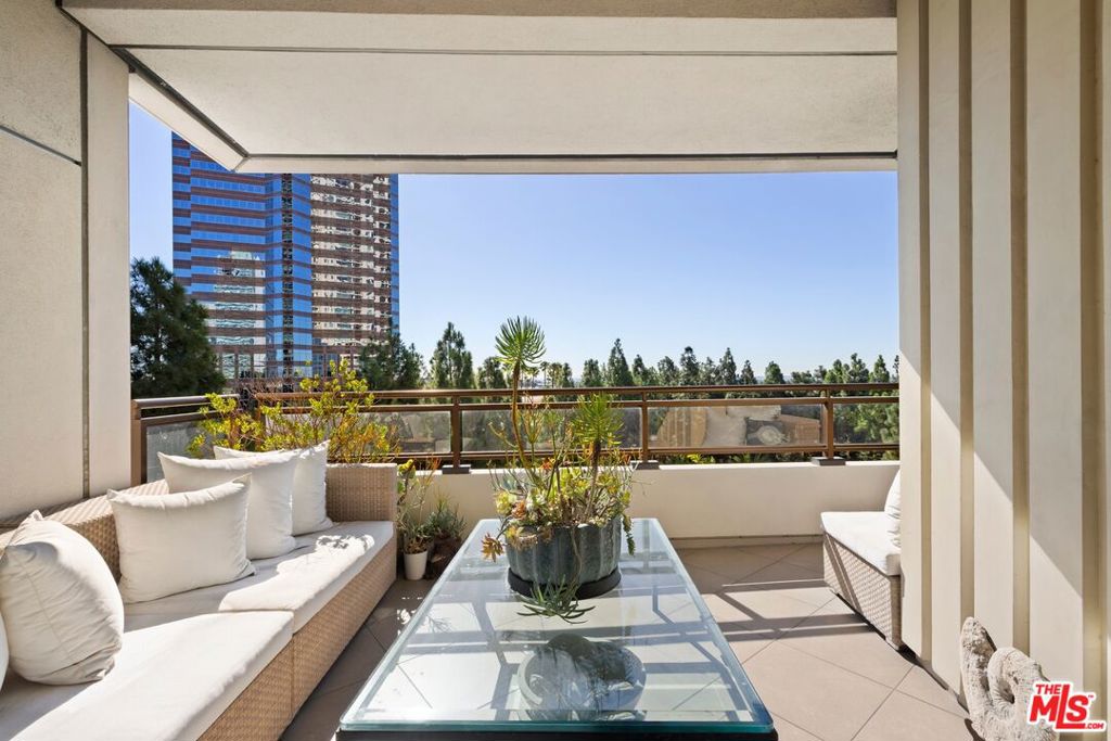 1 W Century Drive 5B