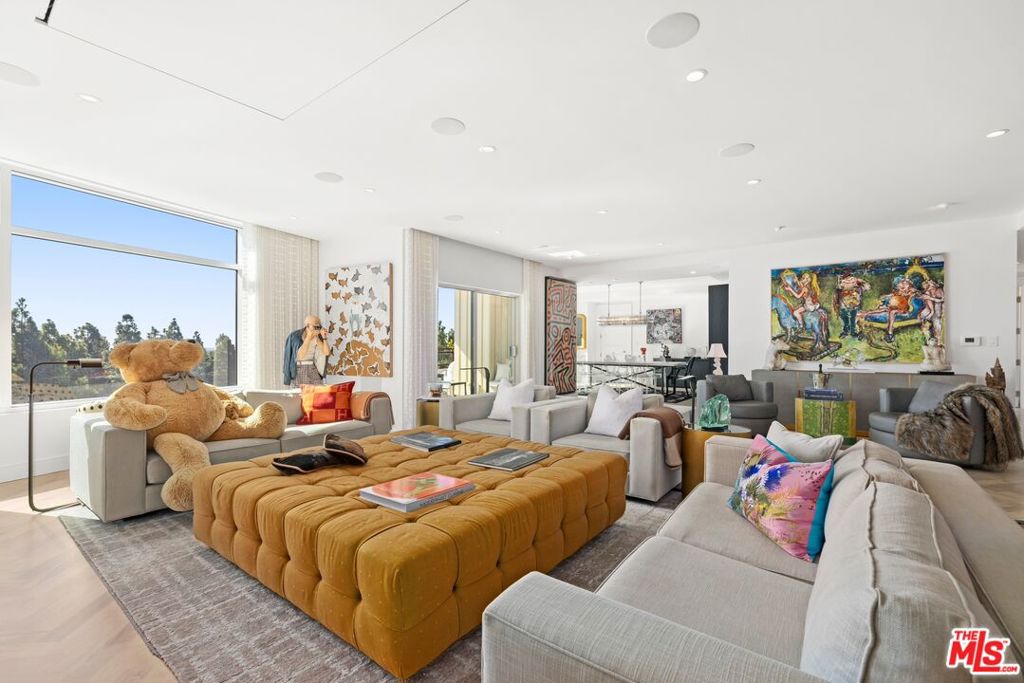 1 W Century Drive 5B