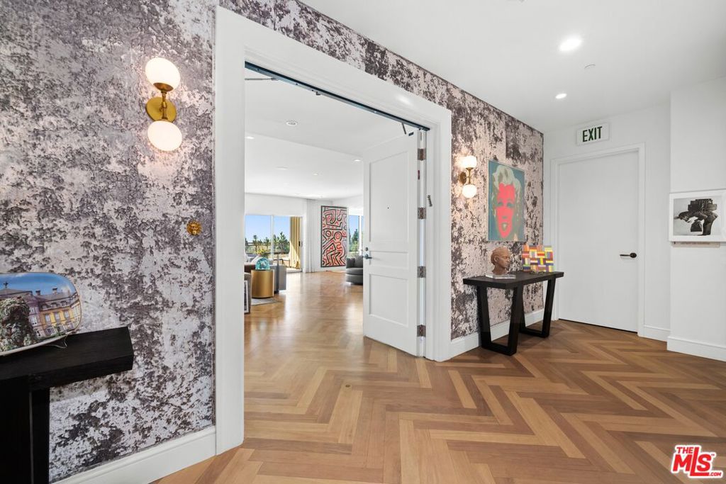 1 W Century Drive 5B