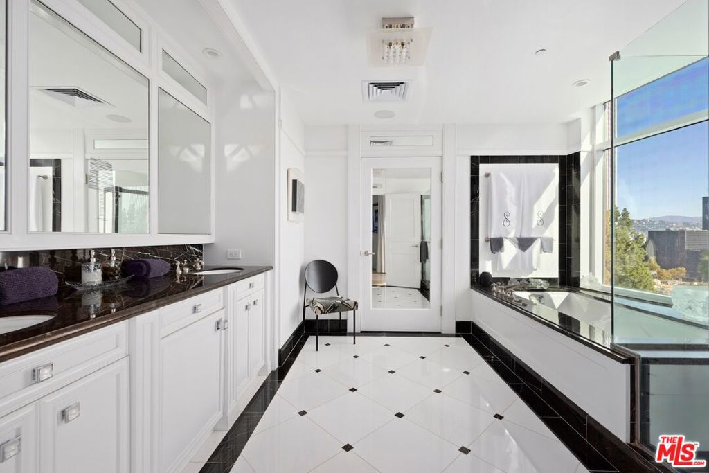 1 W Century Drive 5B