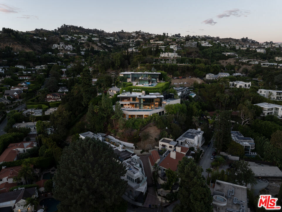 9126 Cordell Drive