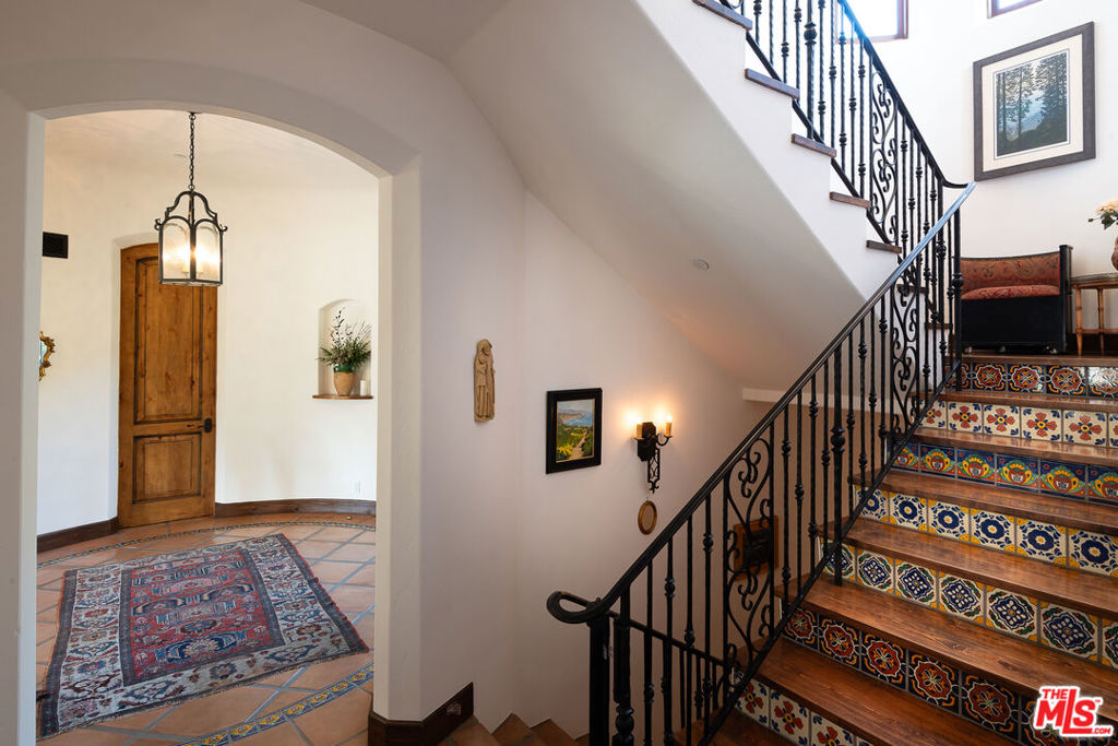 1101 Cold Canyon Road