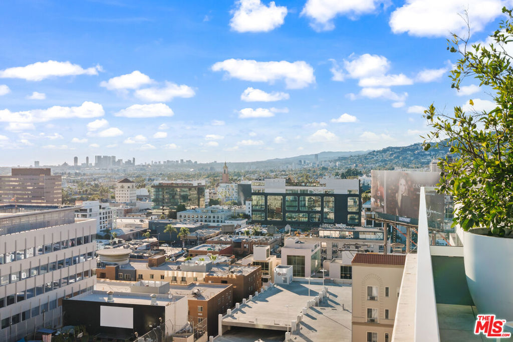 6250 Hollywood Boulevard 11H