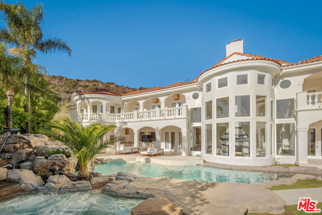 25665 Mulholland Highway