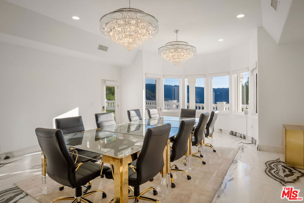 25665 Mulholland Highway