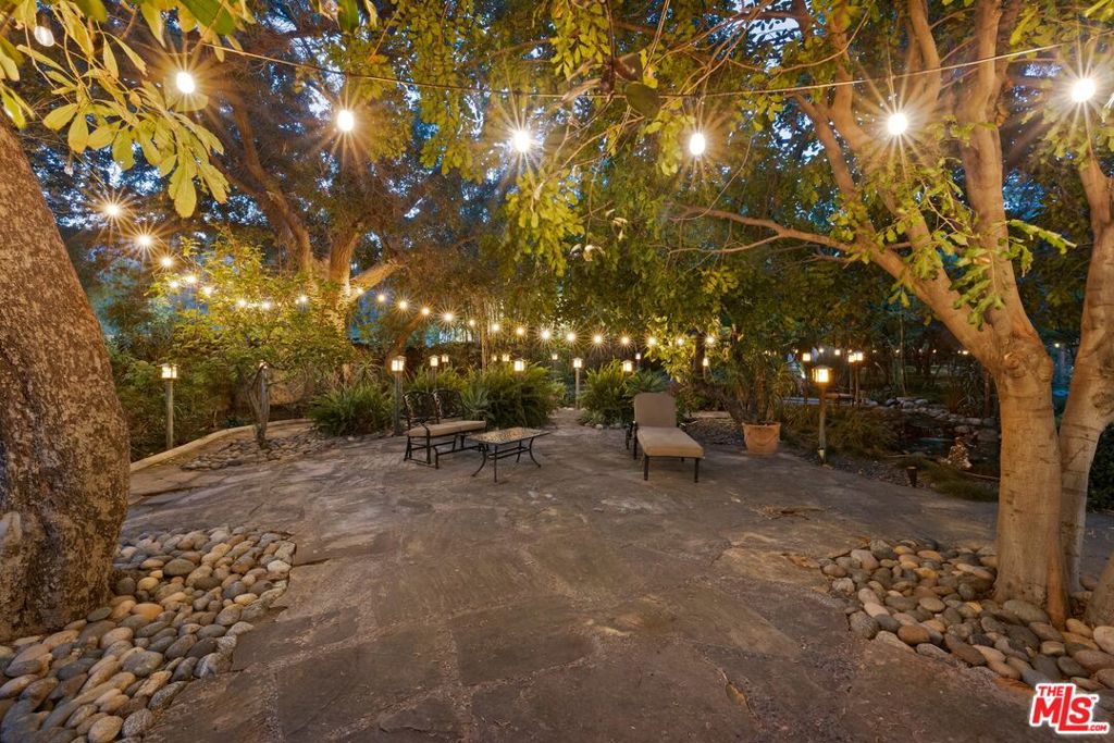 820 N Verano Drive