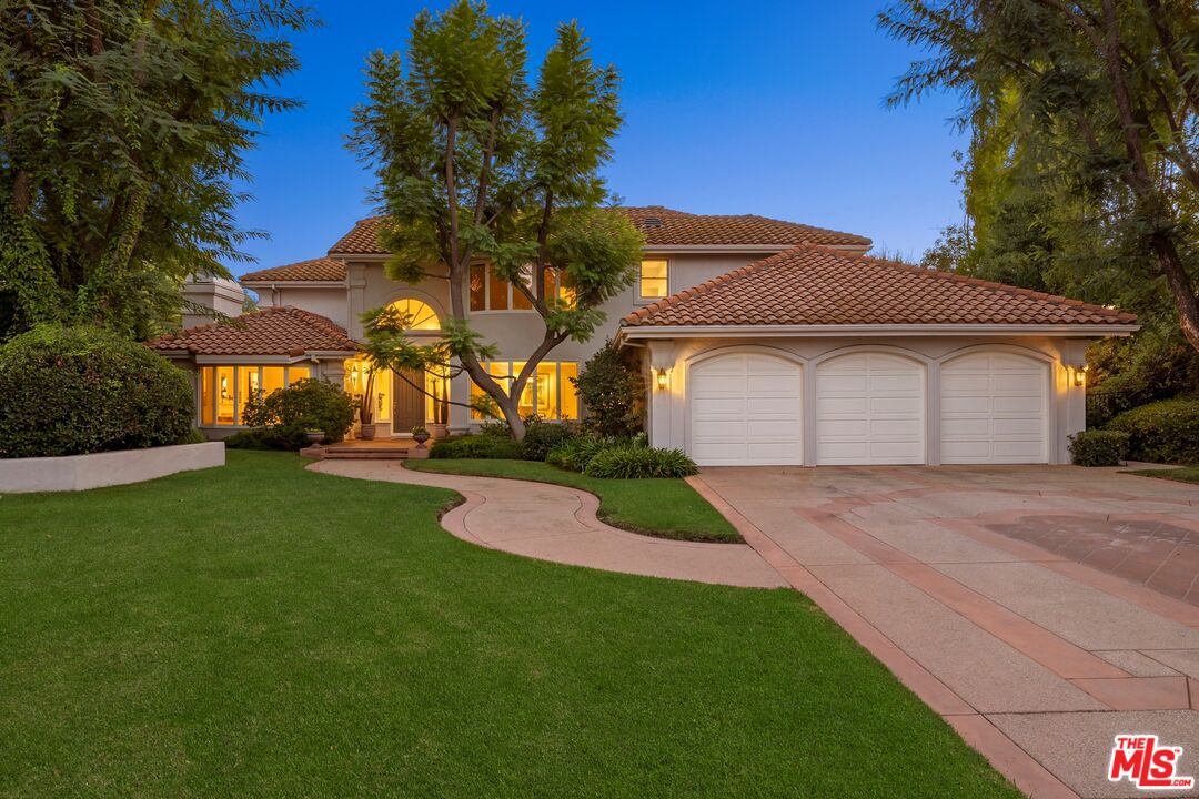 3011 Mountain Park Dr