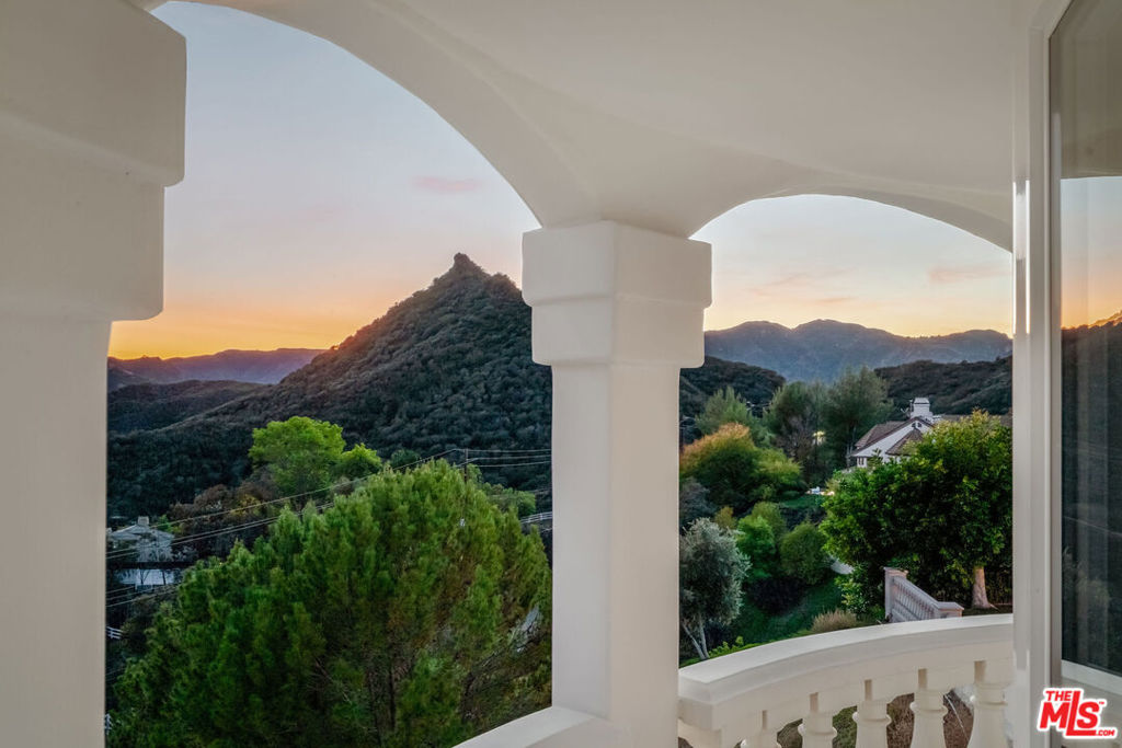 25665 Mulholland Highway