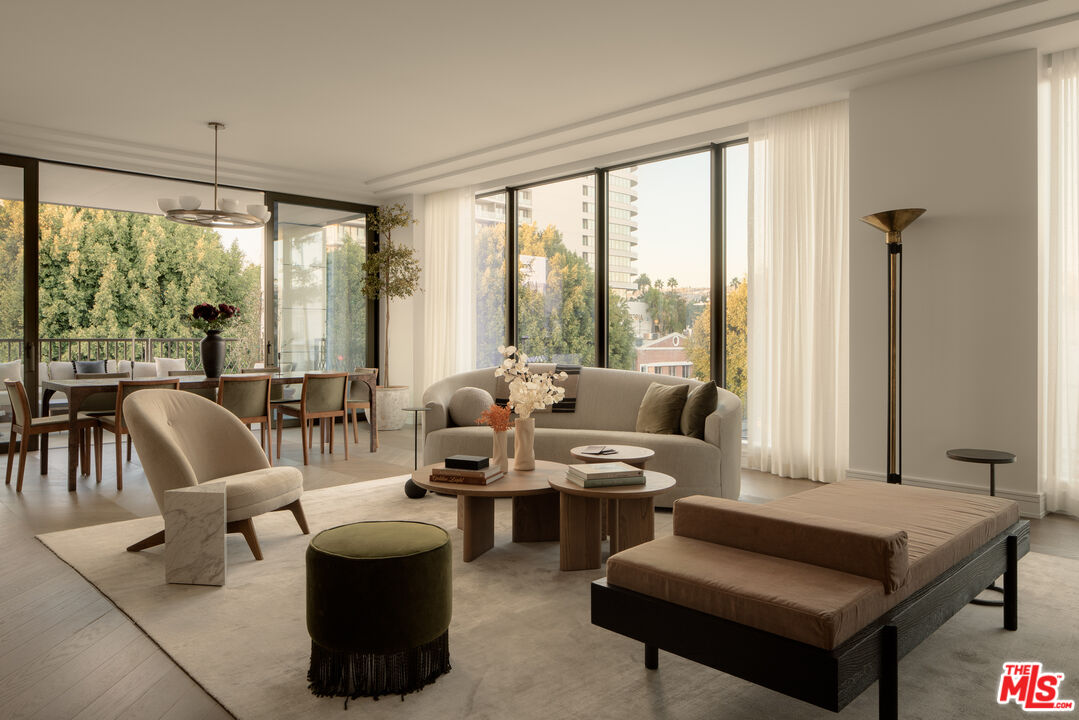 9900 S Santa Monica Blvd Unit: 3A