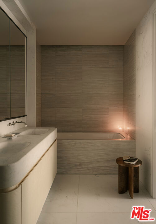 9900 S Santa Monica Boulevard 3A