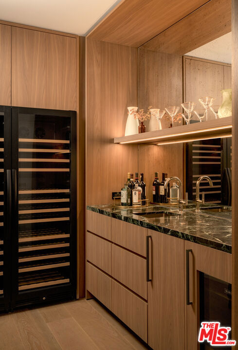 9900 S Santa Monica Boulevard 3A