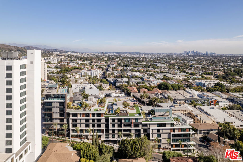 8420 W Sunset Boulevard 107