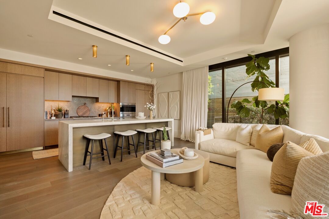 8420 W Sunset Blvd Unit: 107