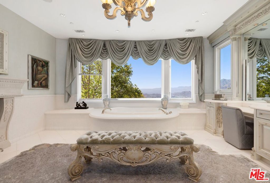 2500 White Stallion Road