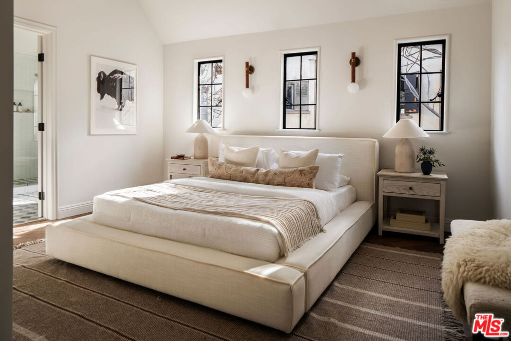 900 S Longwood Avenue