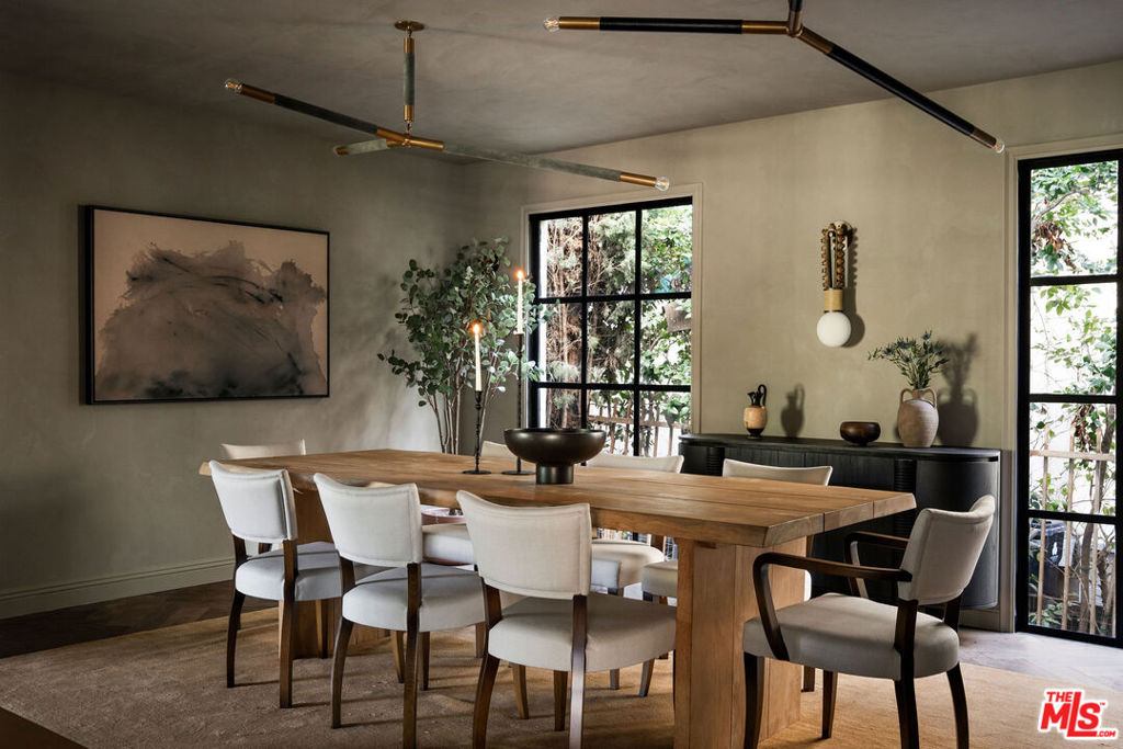 900 S Longwood Avenue