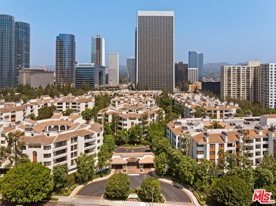 2132 Century Park Ln Unit: 407