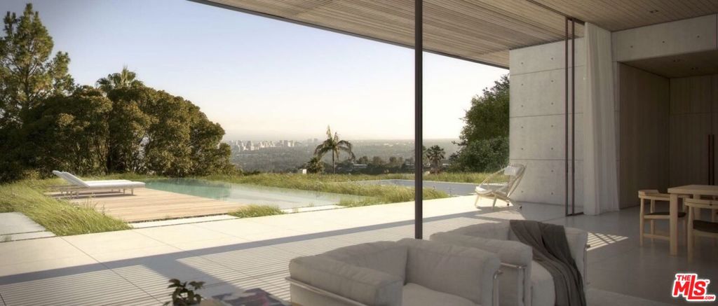 385 Trousdale Place
