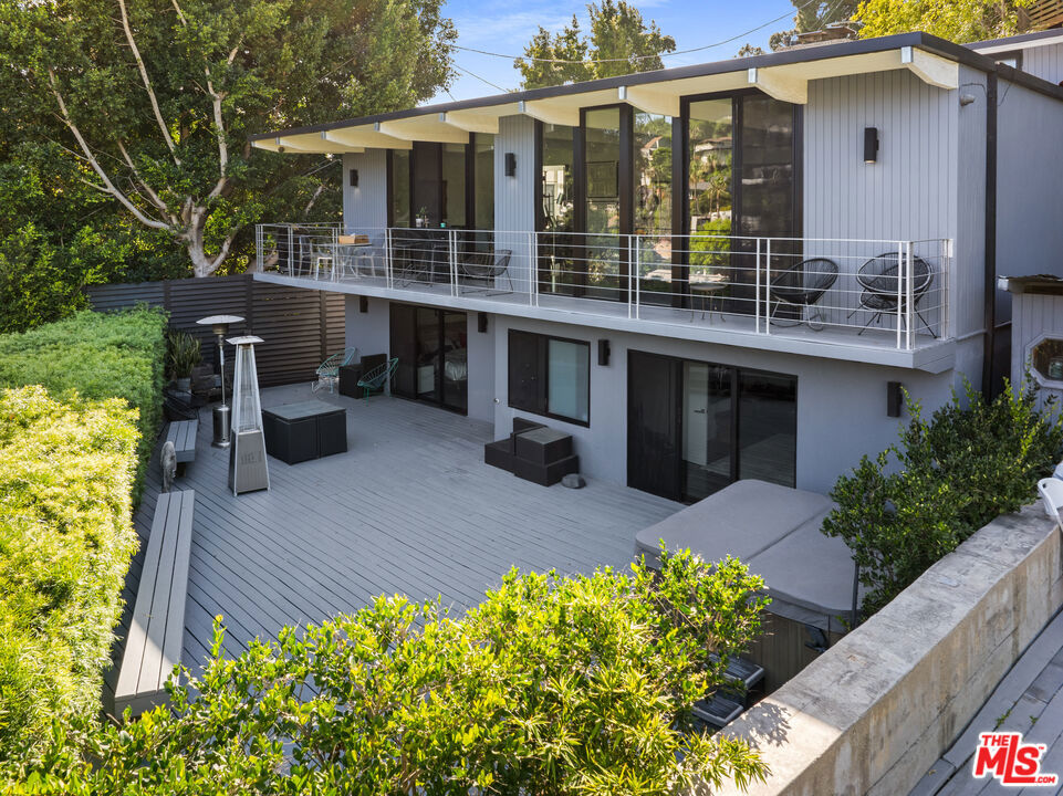 2775 Rinconia Drive