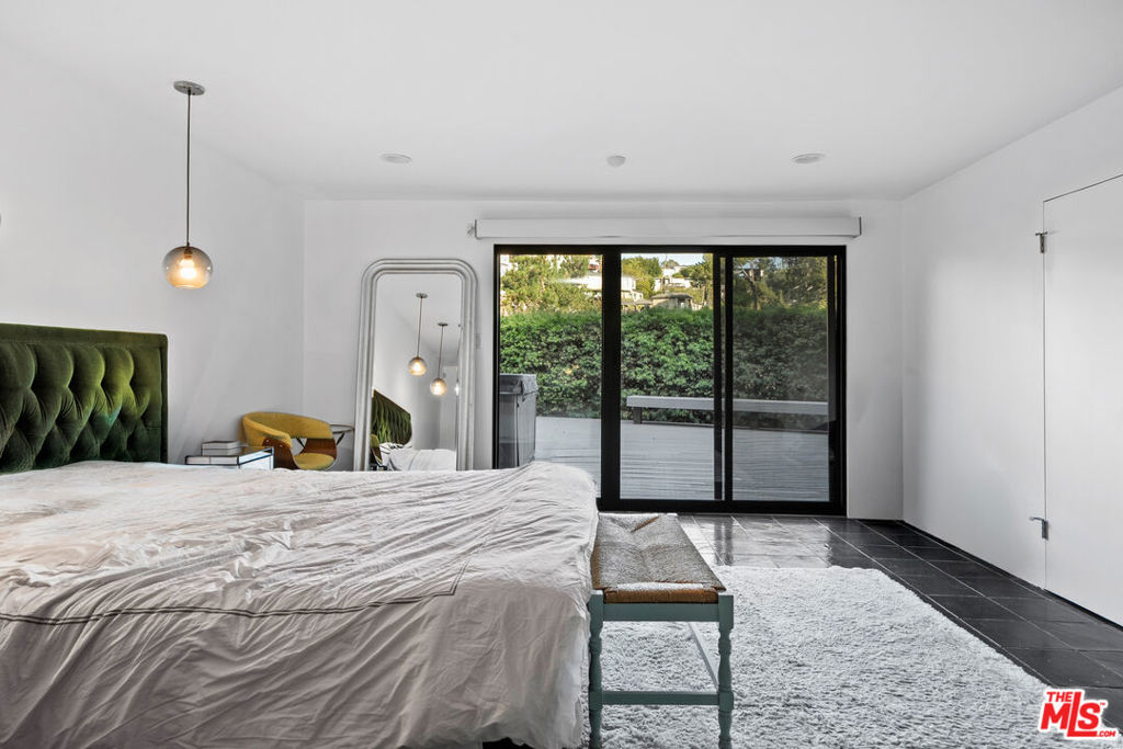 2775 Rinconia Drive