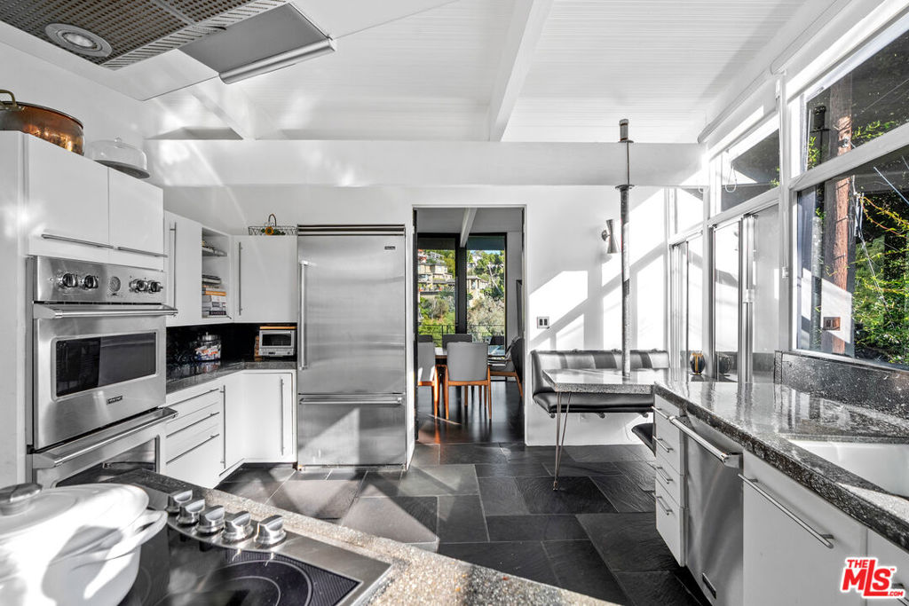 2775 Rinconia Drive