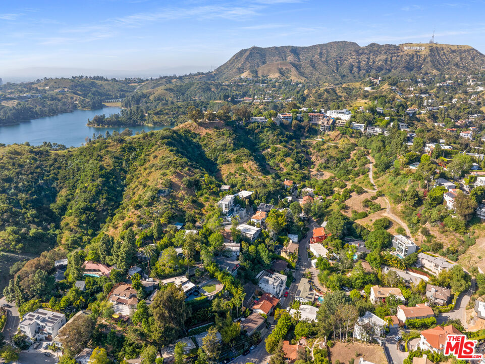 2775 Rinconia Drive