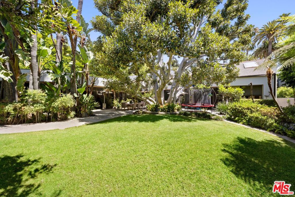 715 N Beverly Drive