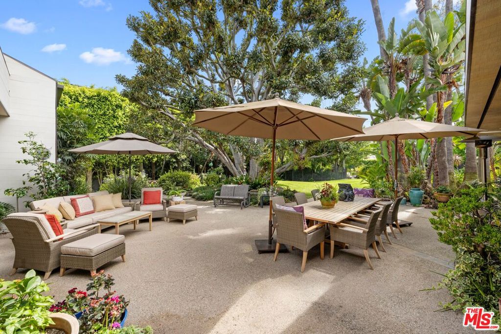 715 N Beverly Drive