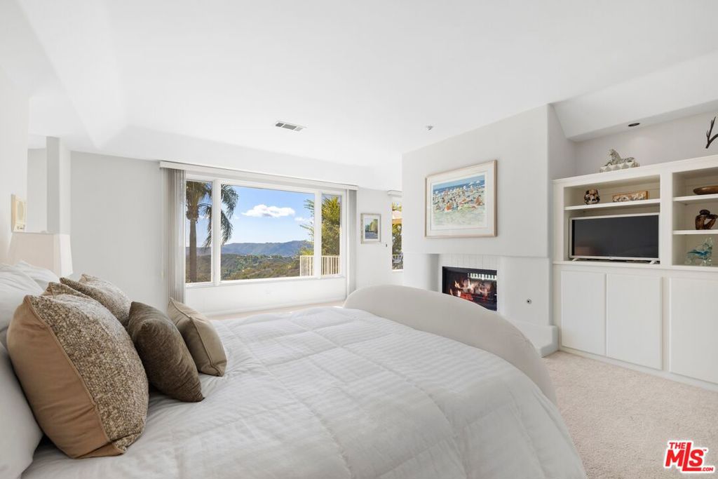3011 Mountain Park Drive