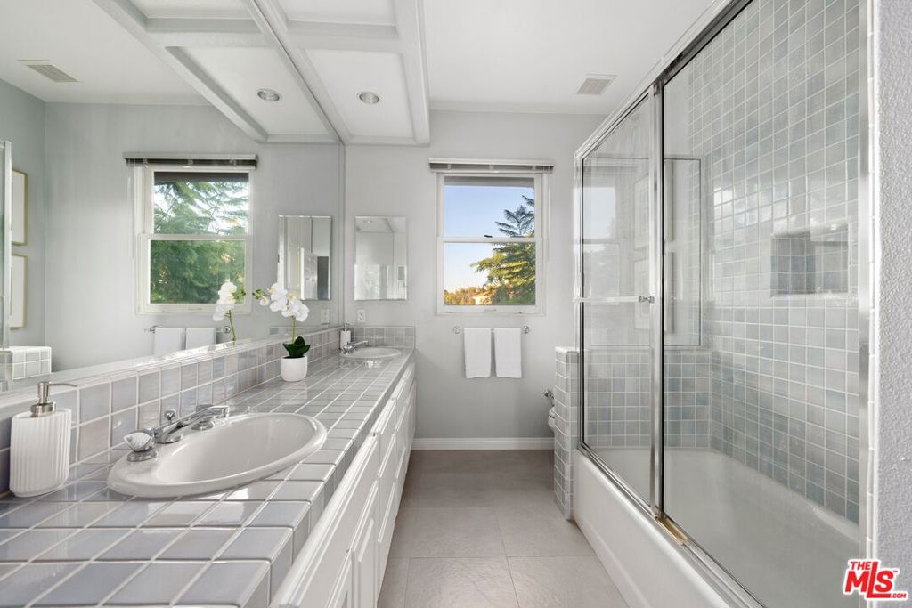 3011 Mountain Park Drive