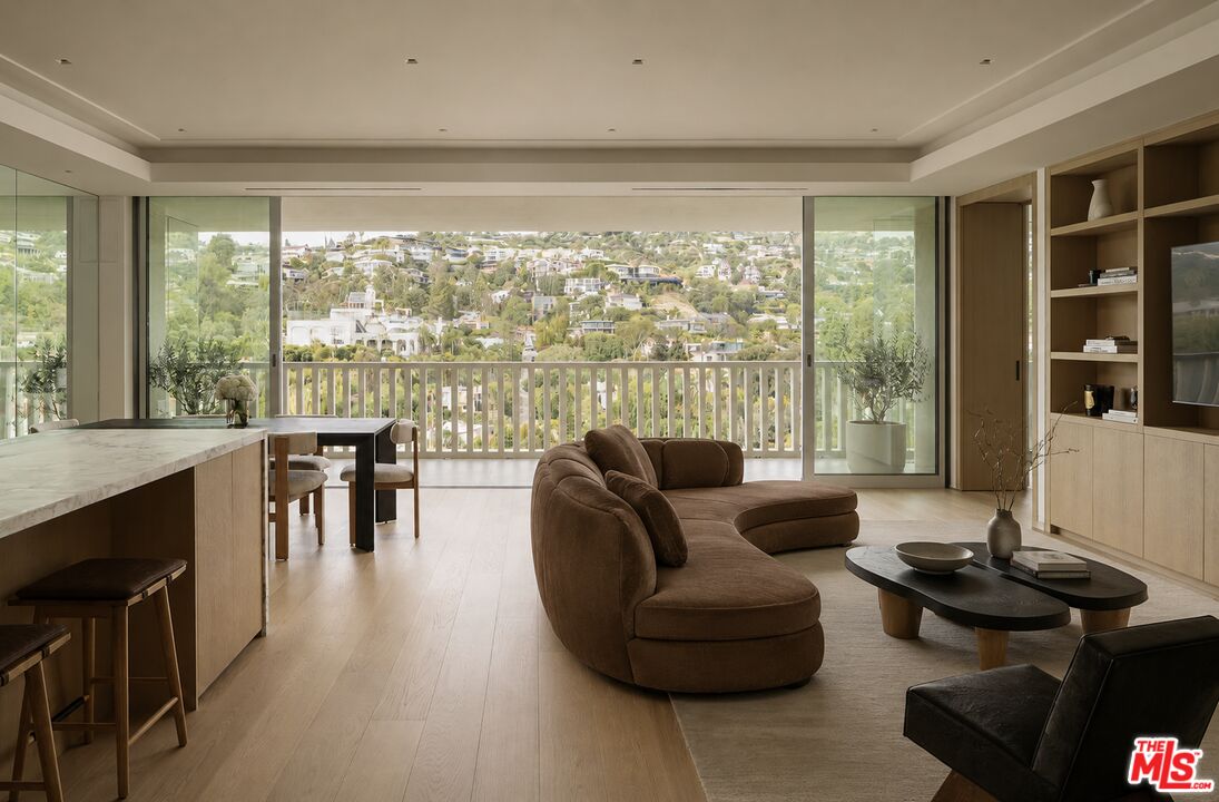 9255 Doheny Rd Unit: 3003