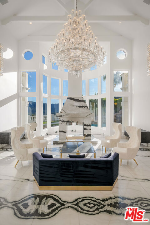 25665 1/2 Mulholland Highway