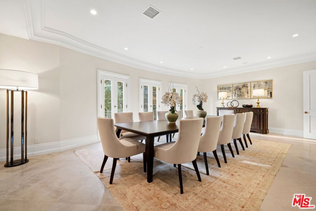 1350 Benedict Canyon Drive