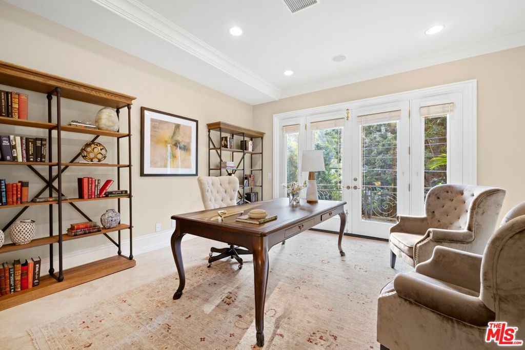 1350 Benedict Canyon Drive