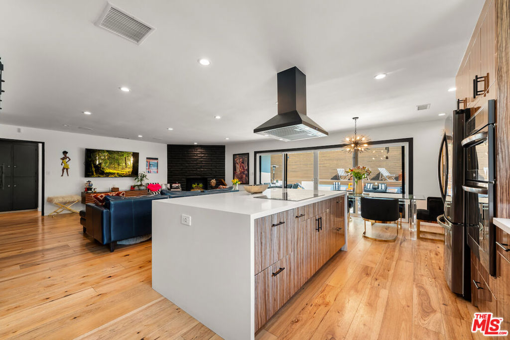 3242 Berry Drive