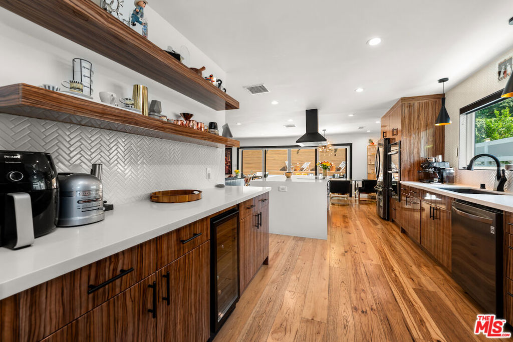 3242 Berry Drive
