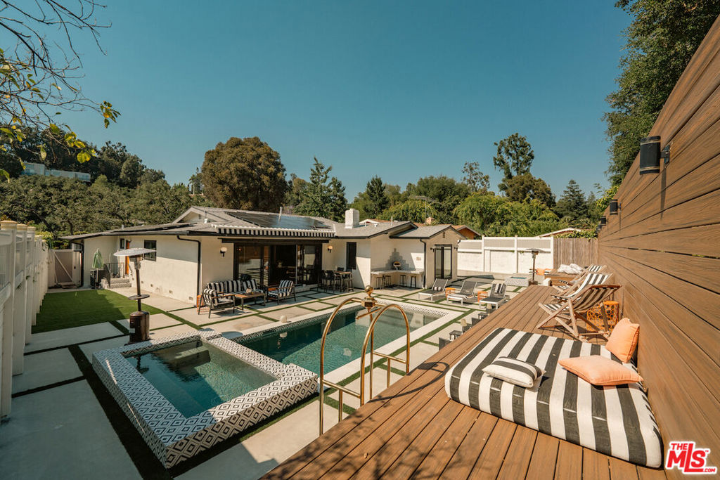 3242 Berry Drive