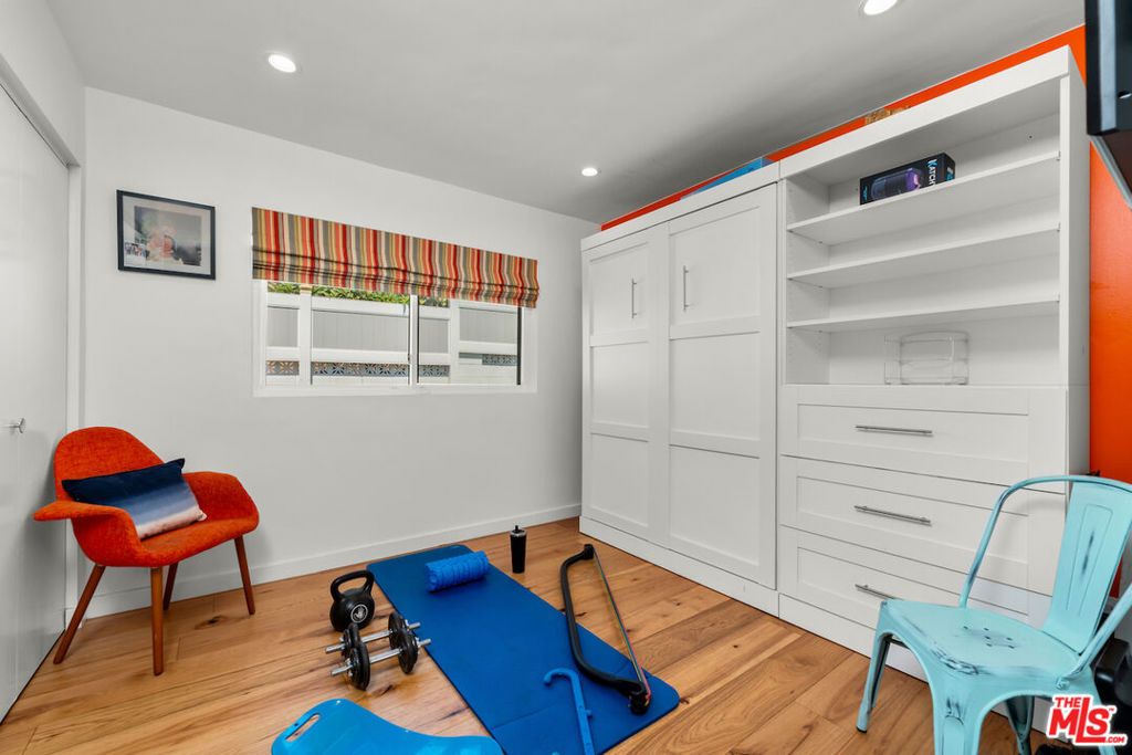 3242 Berry Drive